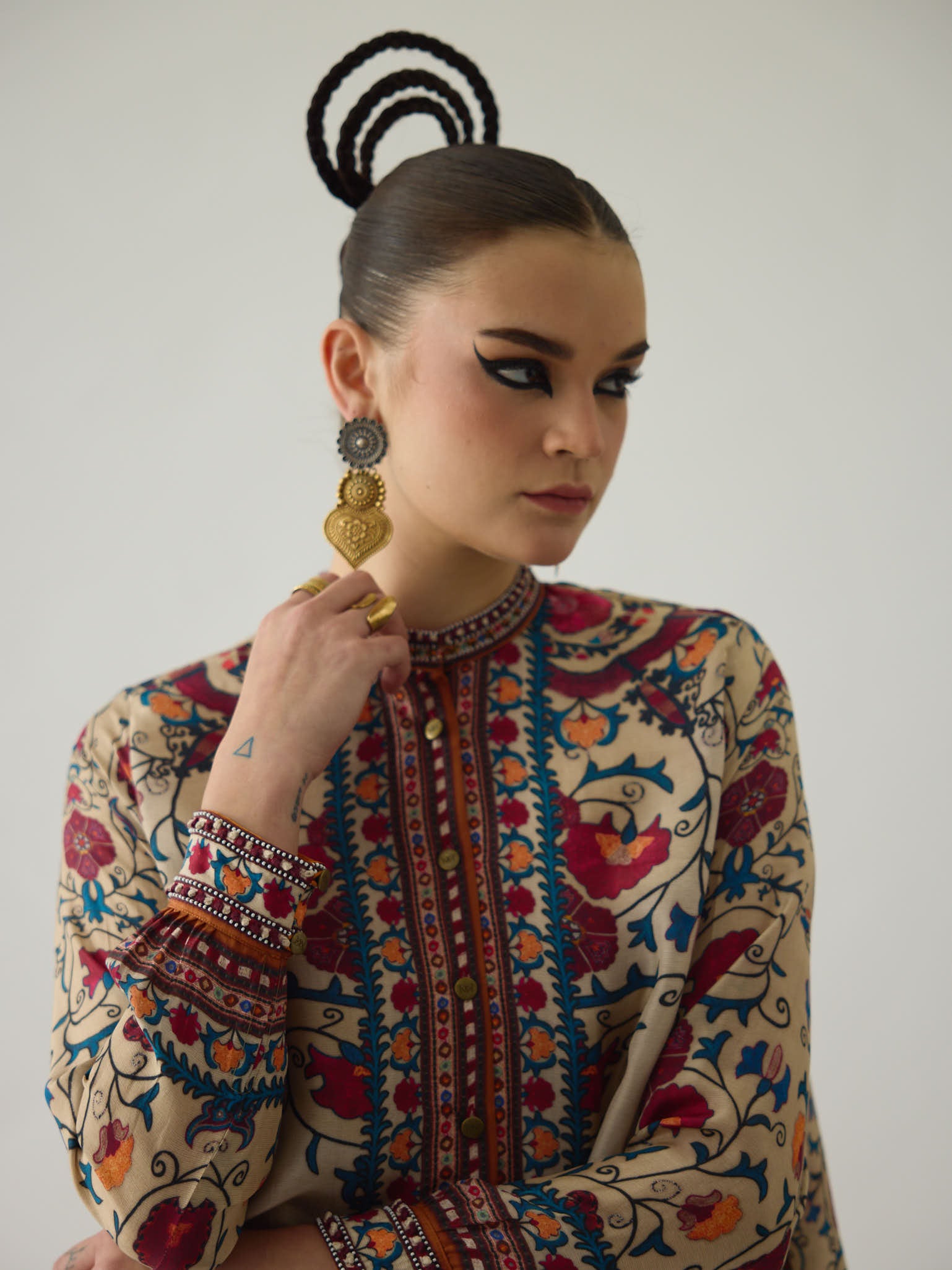 Bukhara Taupe Kamara Tunic Set