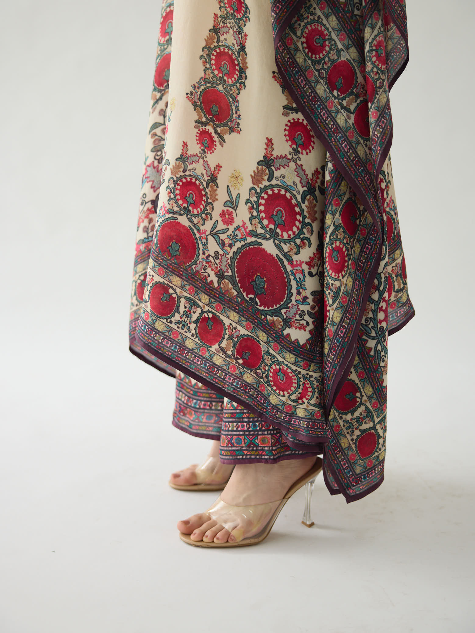 Bukhara Maroon Sharifa Kaftan Set