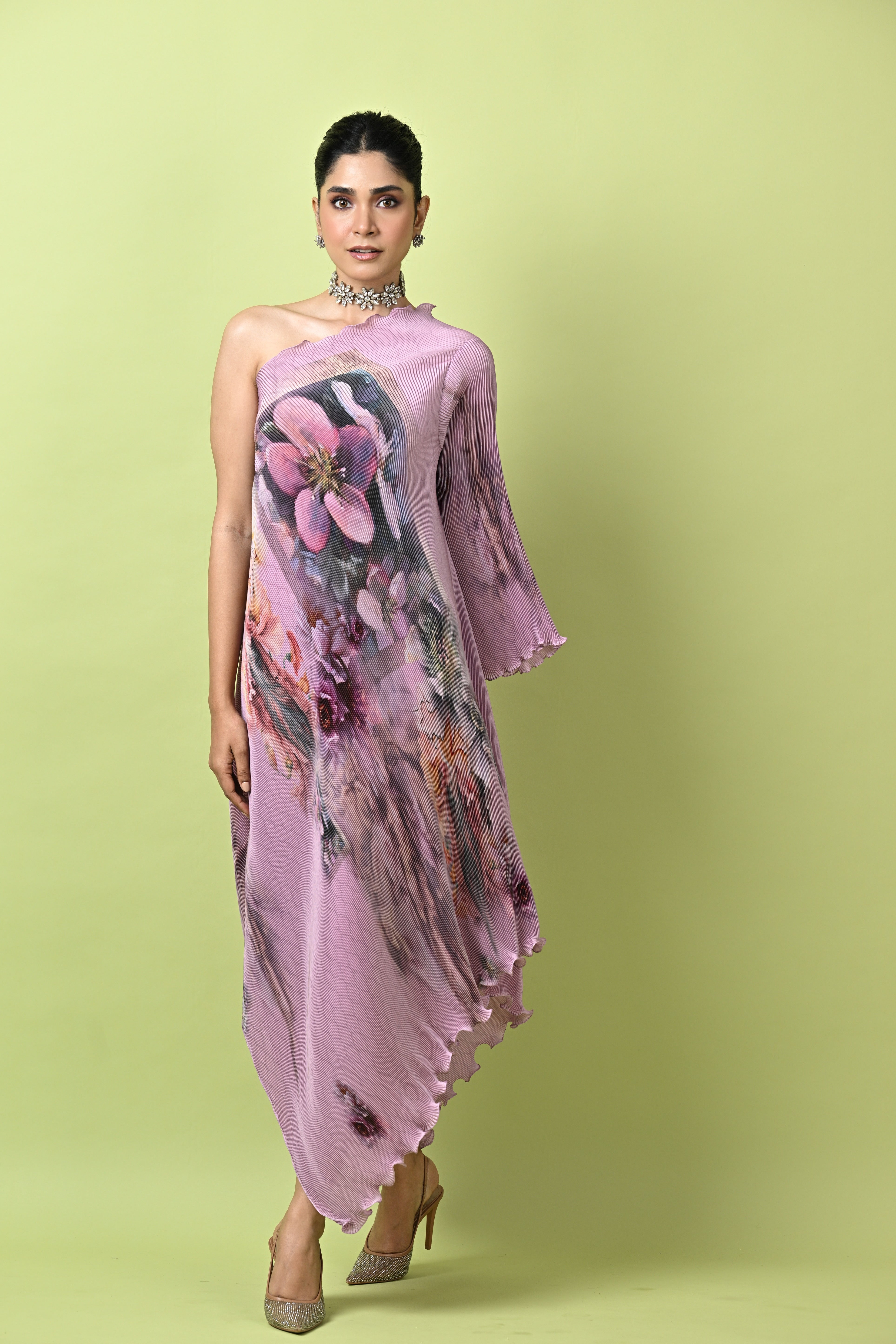 Pink printed pleated one shoulder dress w/one sleeve 'Lady in green'
