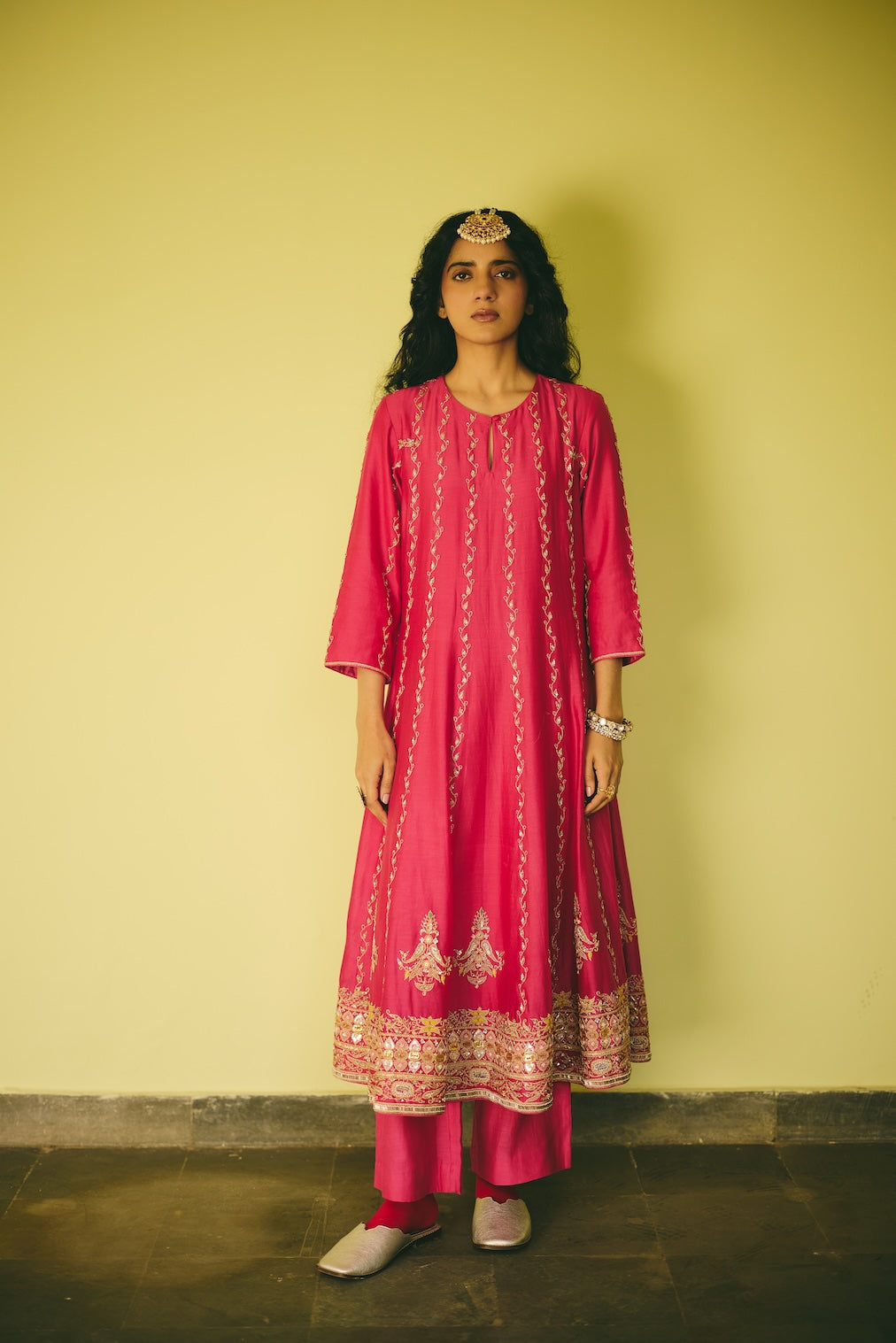 https://cdn.shopify.com/s/files/1/0697/3446/5777/files/Rashikamittal13012.jpg?v=1772093224