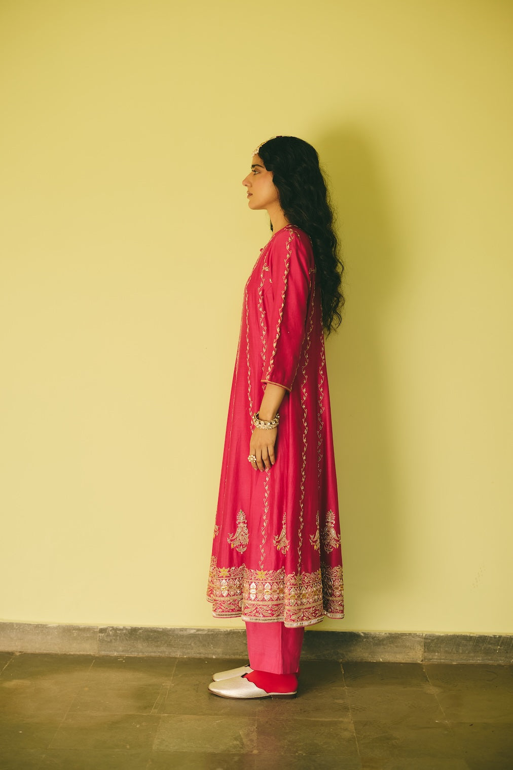 https://cdn.shopify.com/s/files/1/0697/3446/5777/files/Rashikamittal13027.jpg?v=1772093224