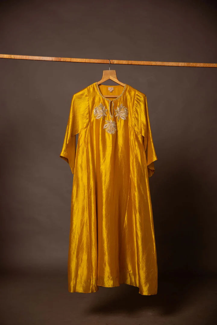 DUPION SILK WITH PITA BUTAS