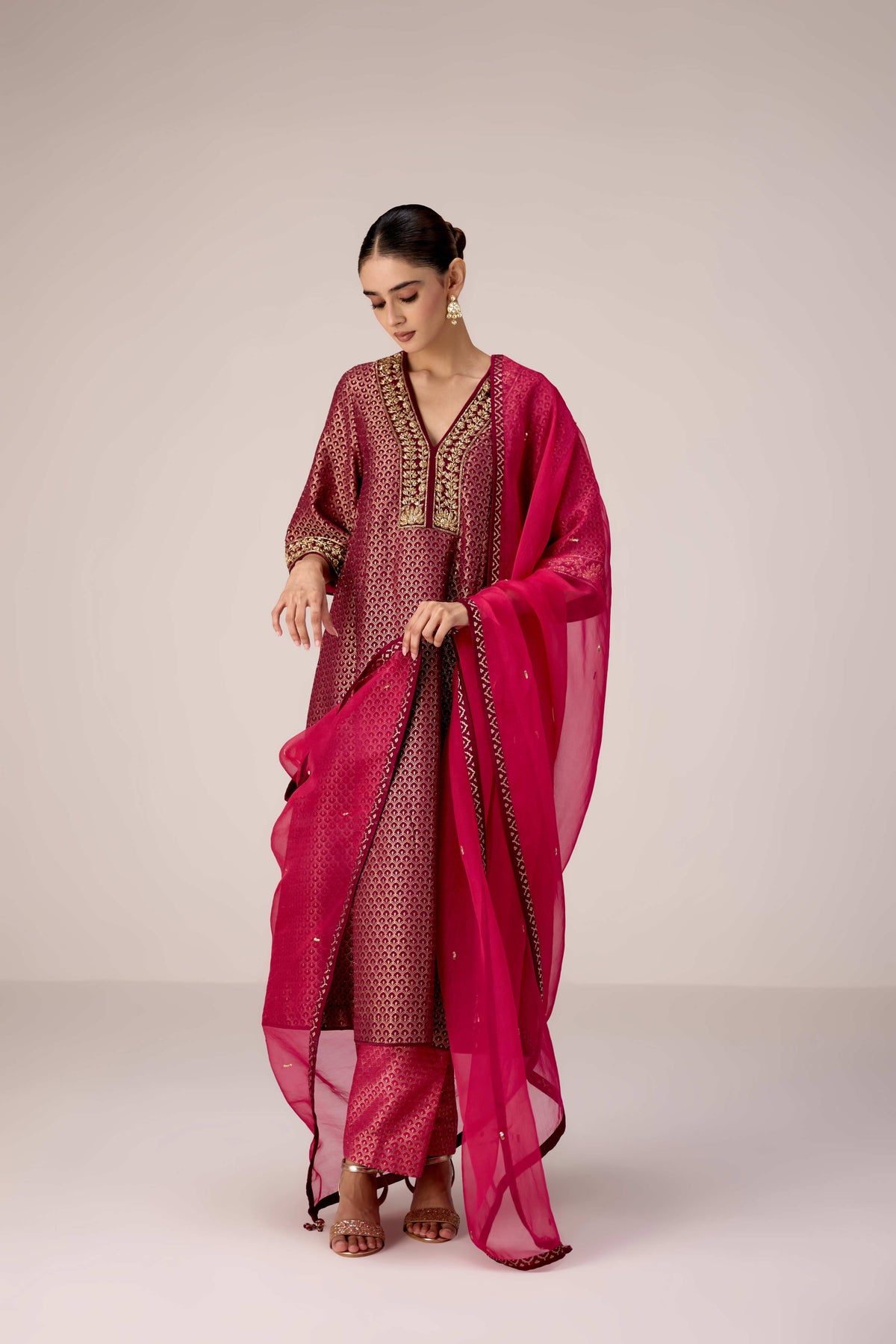 Pink wine zardozi embroidered kurta pants set