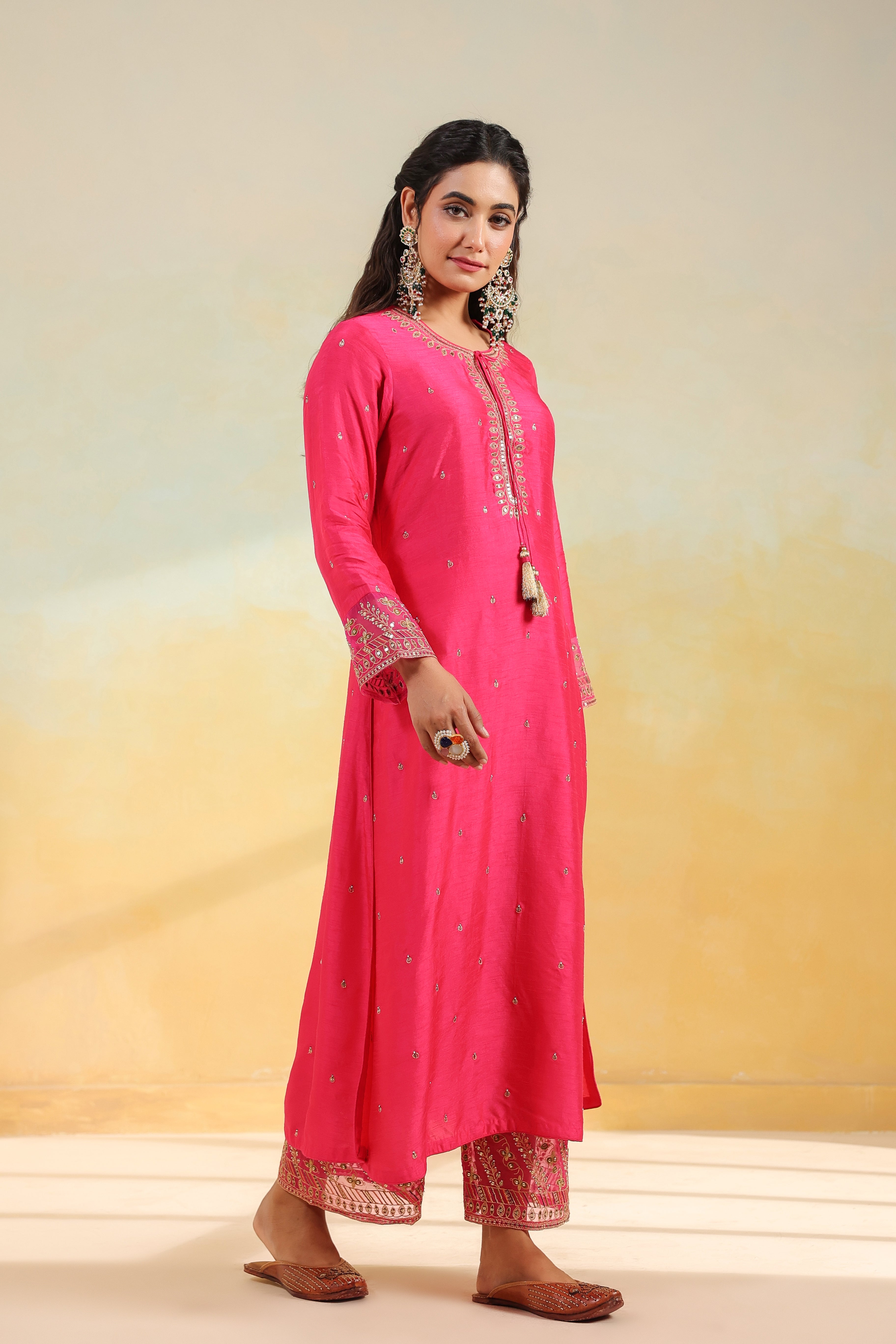 Pink Noor Farshi Kurta Set
