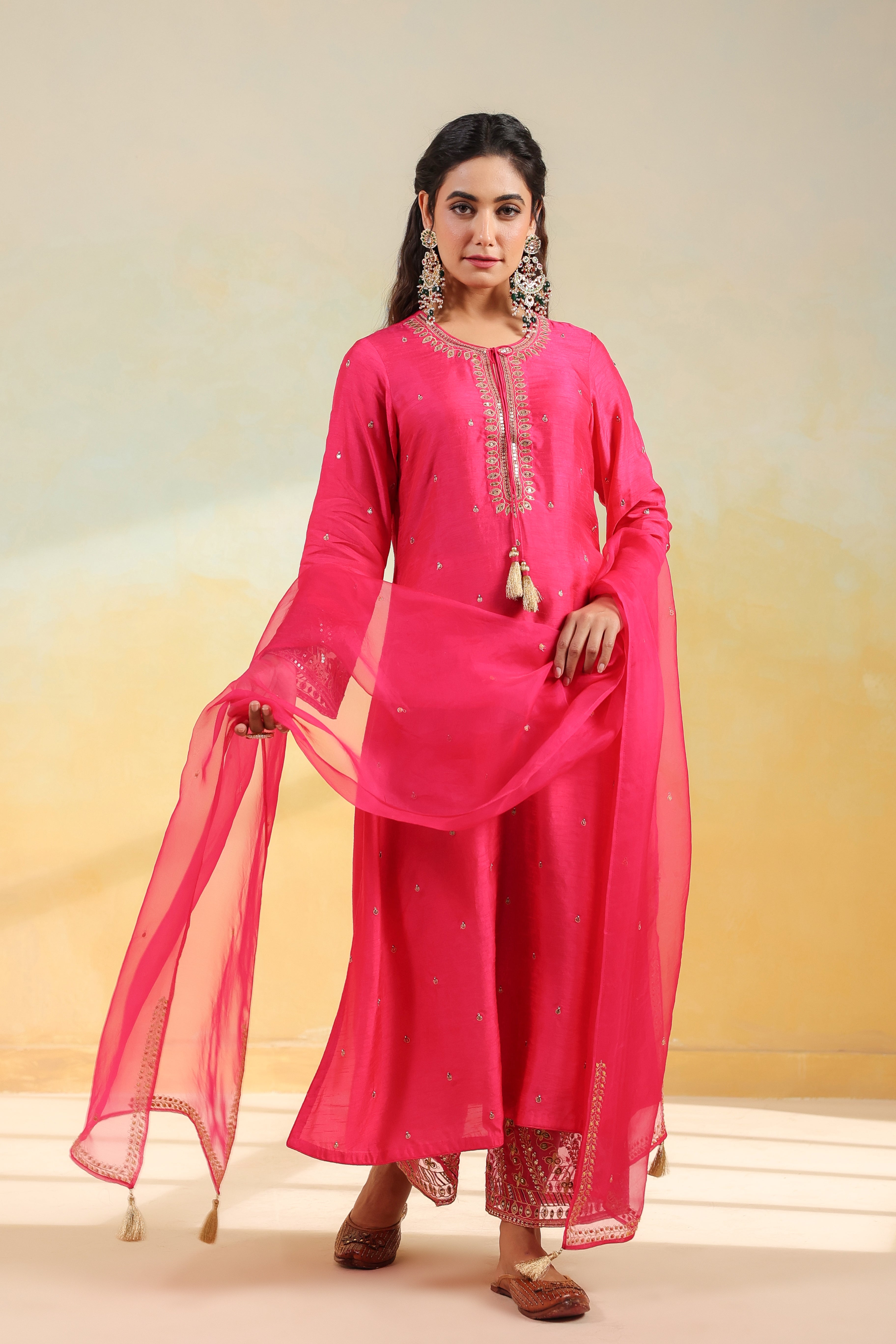 Pink Noor Farshi Kurta Set