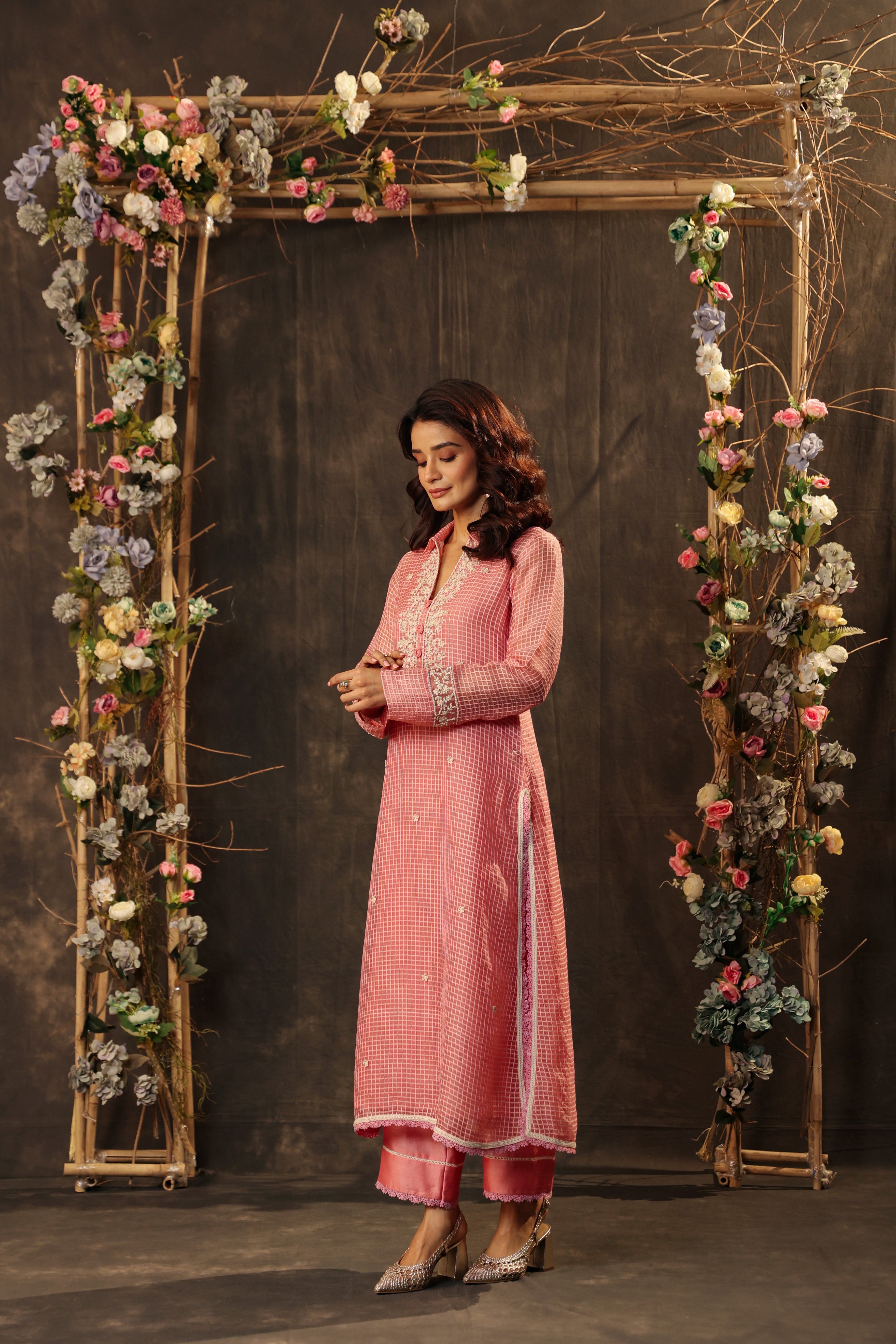 Vaayu Pink Collar Kurta Set