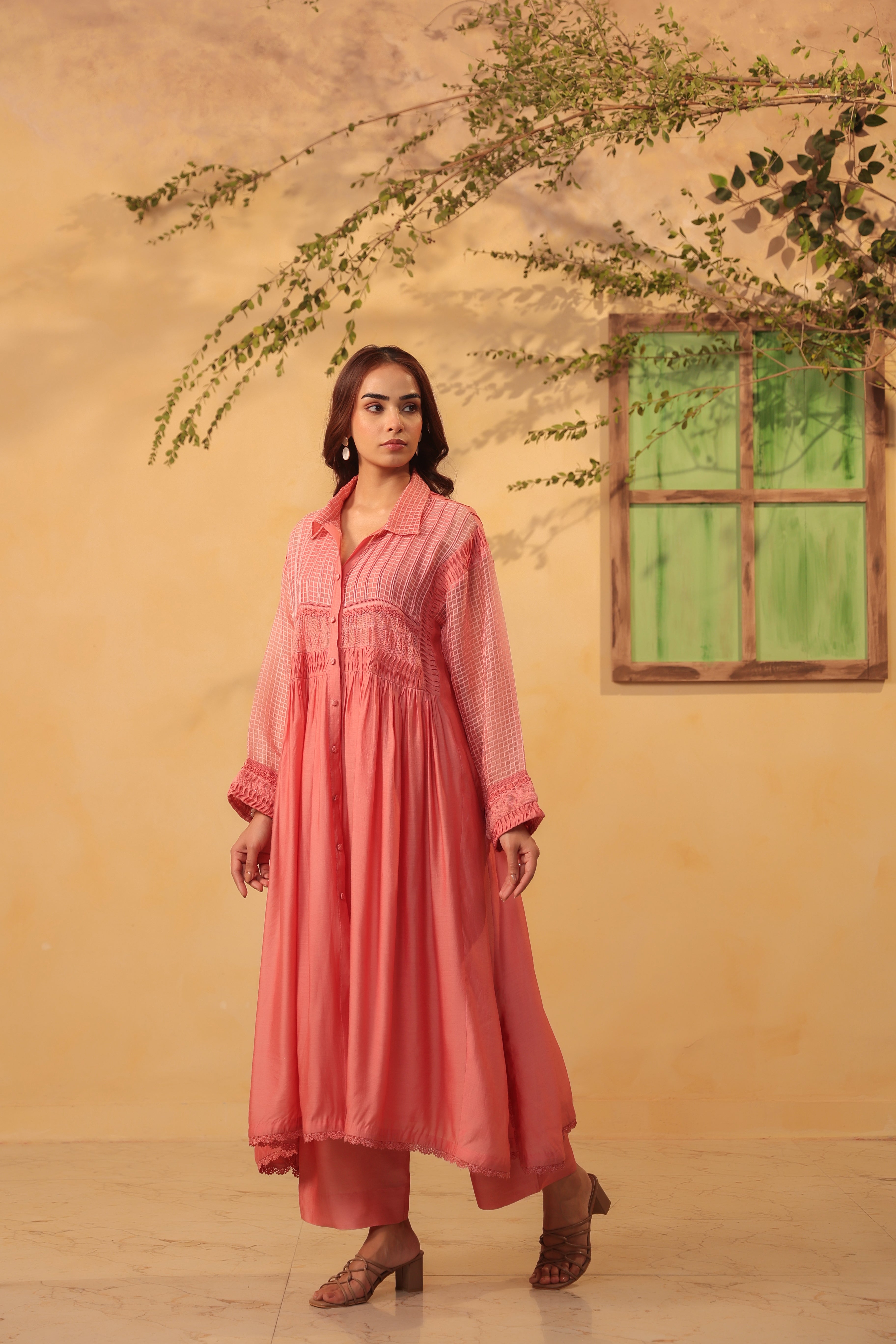 Vaayu Pink Pintuck Collar Kurta Set