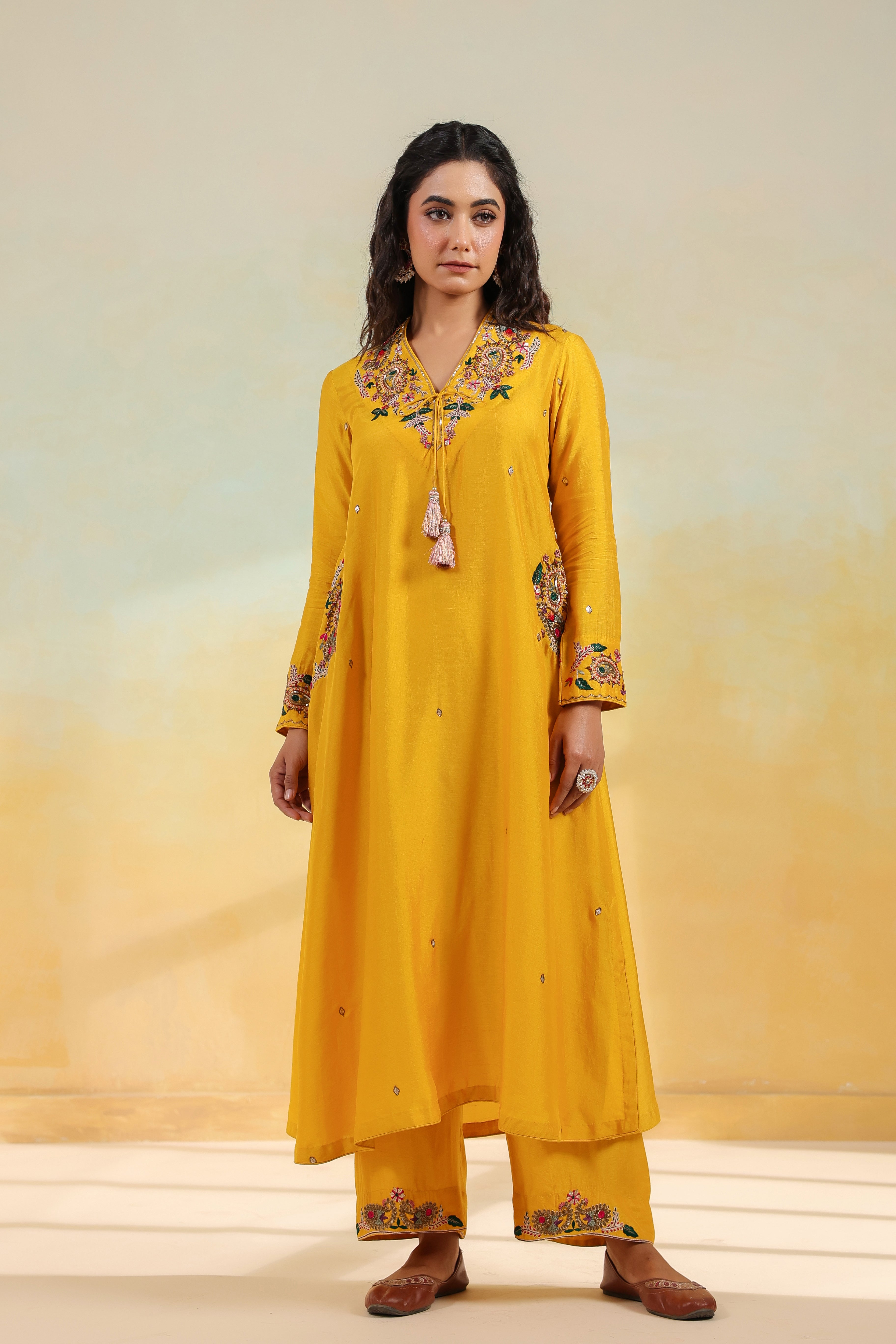 Mustard Zardozi Paisley Pocket Style