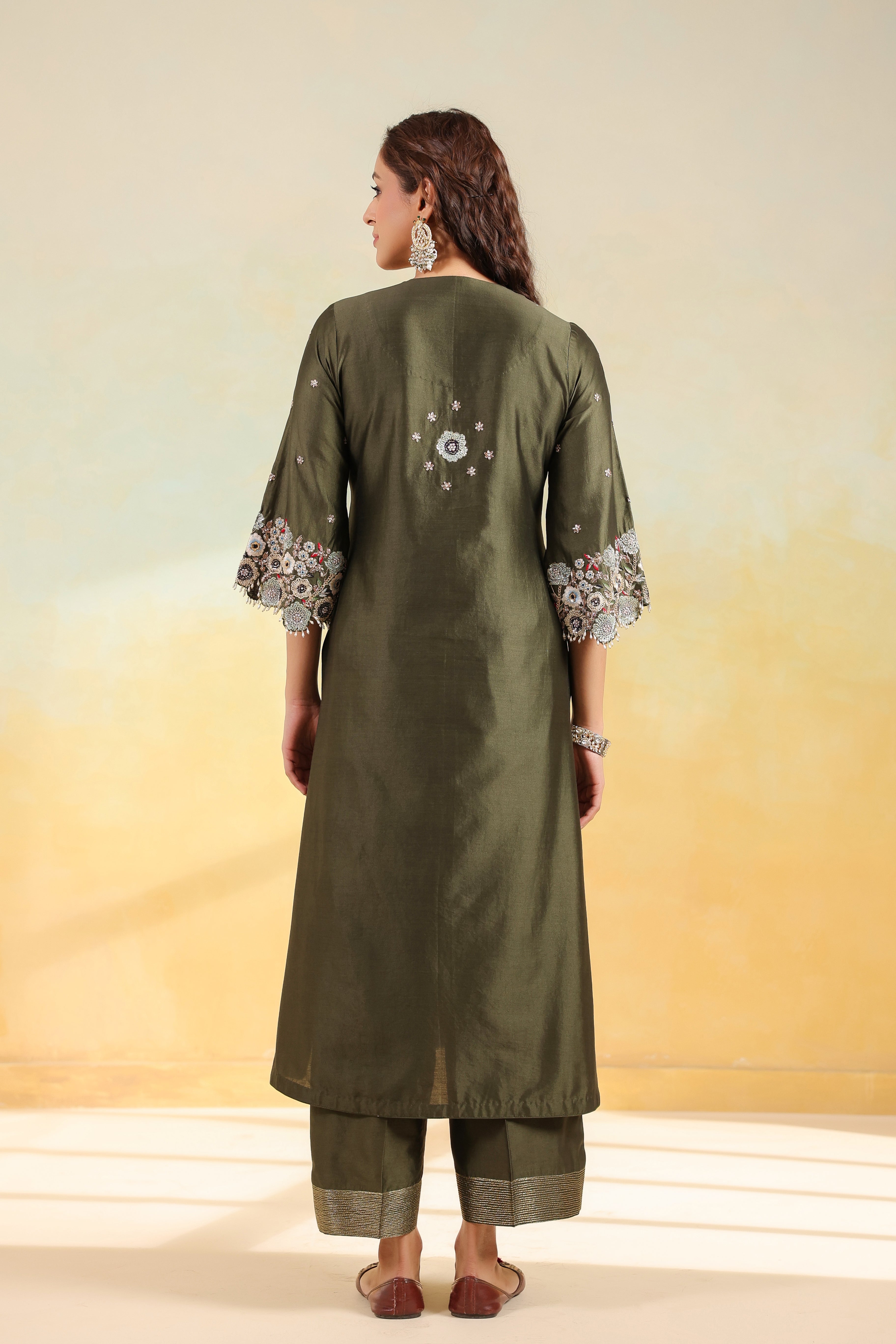 Olive Green Rose Cut Scallop Kurta Set