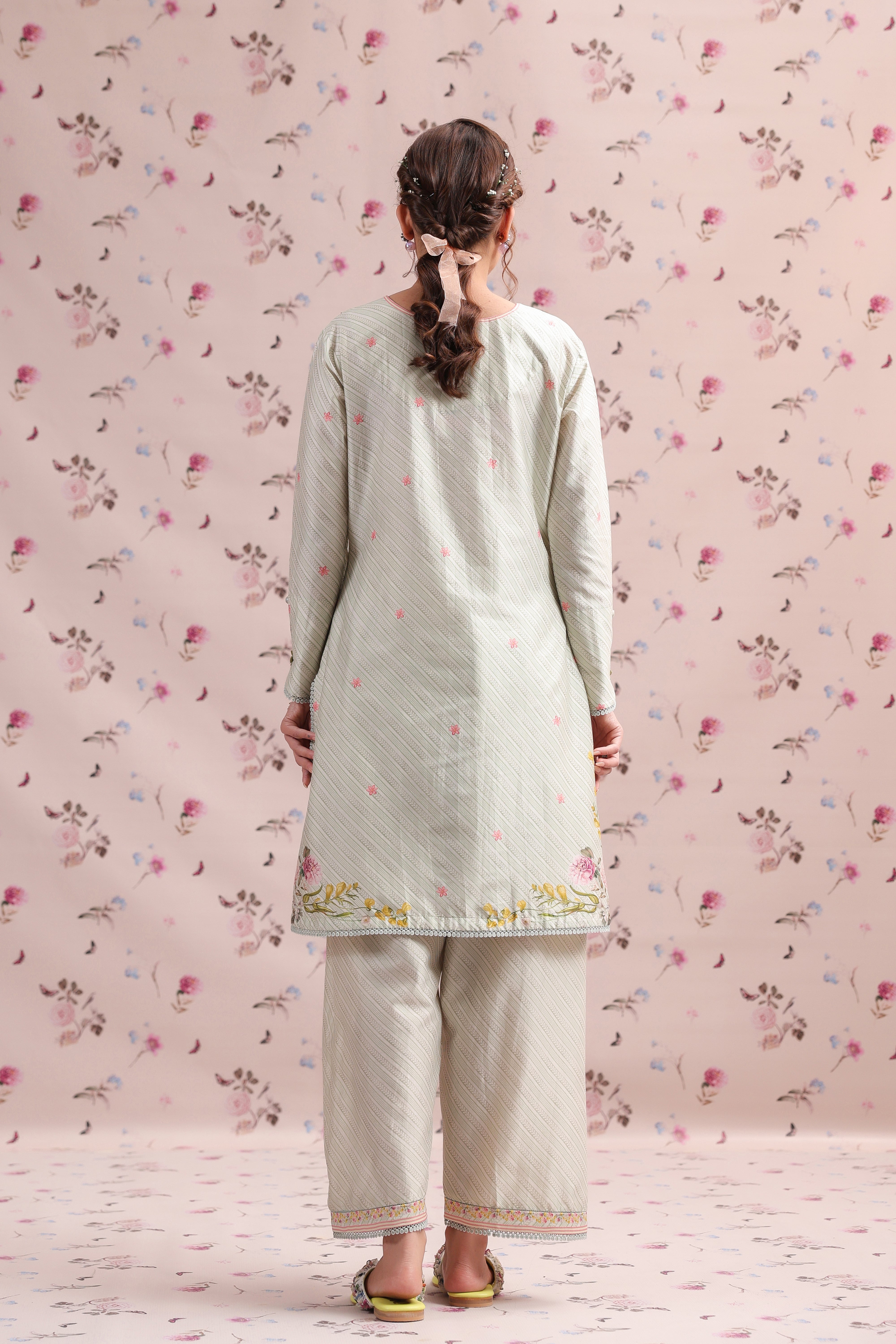 Noor Striped Straight Kurti Set