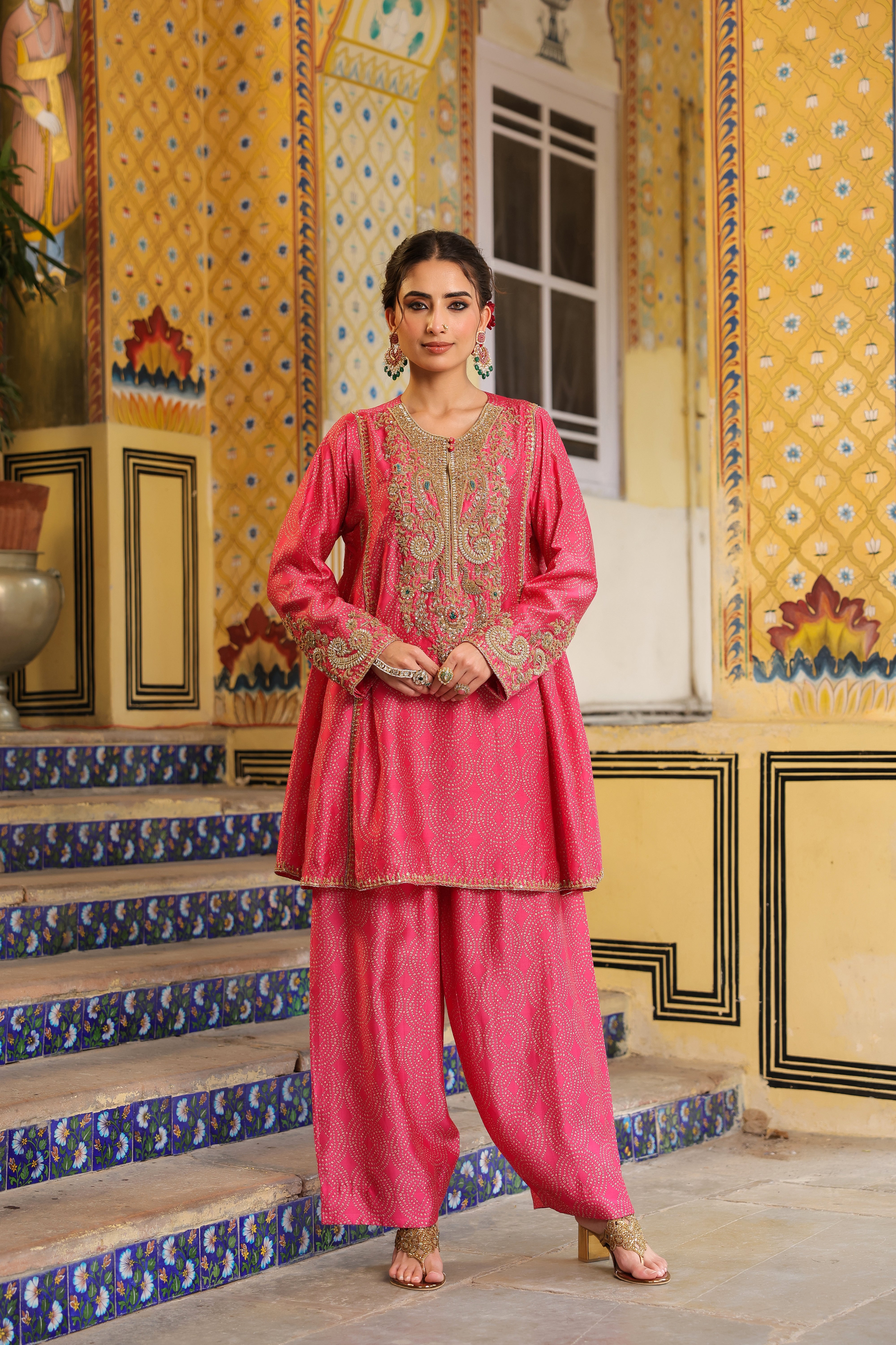 Ahista Pink Printed Pheran Short Kurta Set