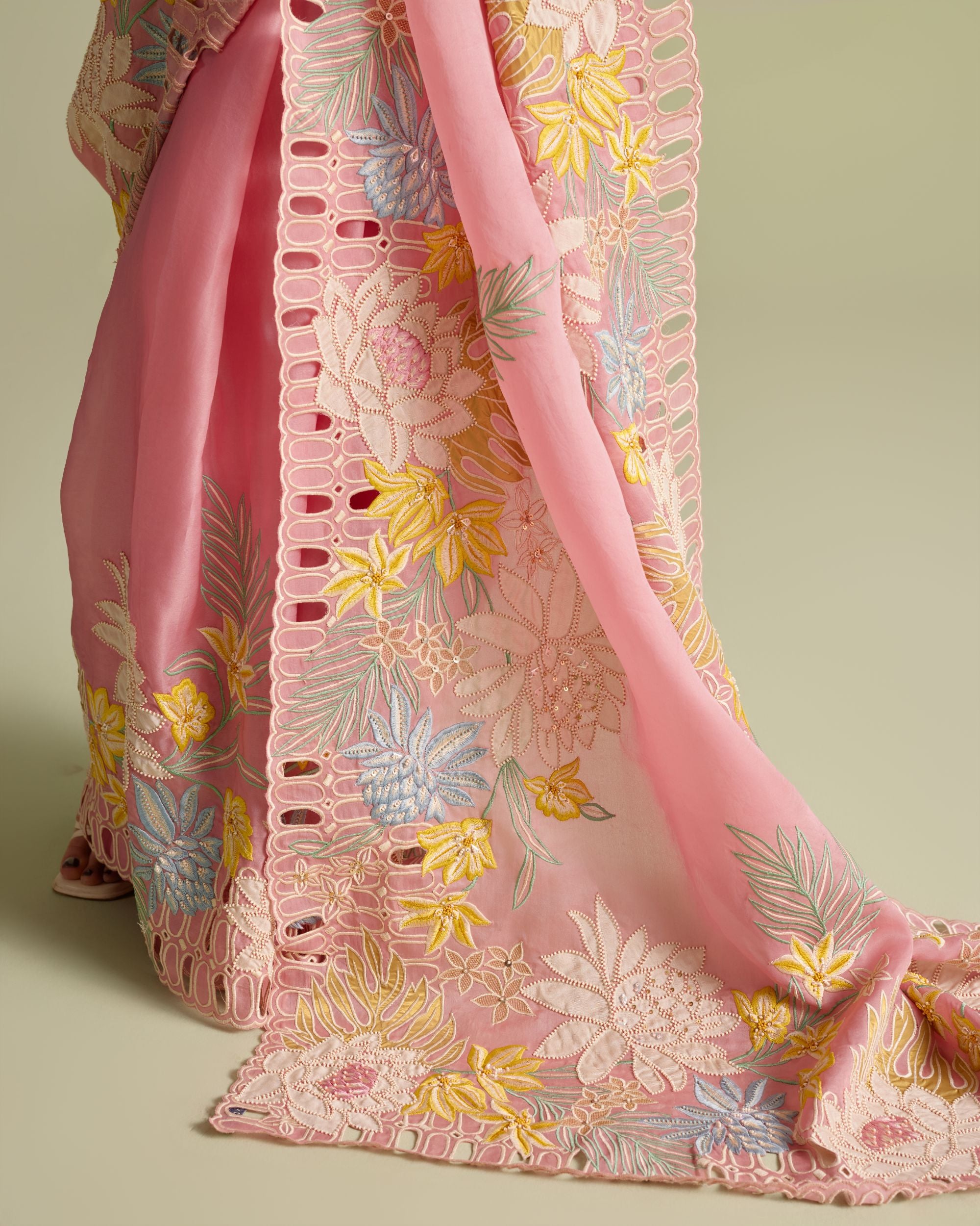 Pink Contrast Applique Embroidered Saree