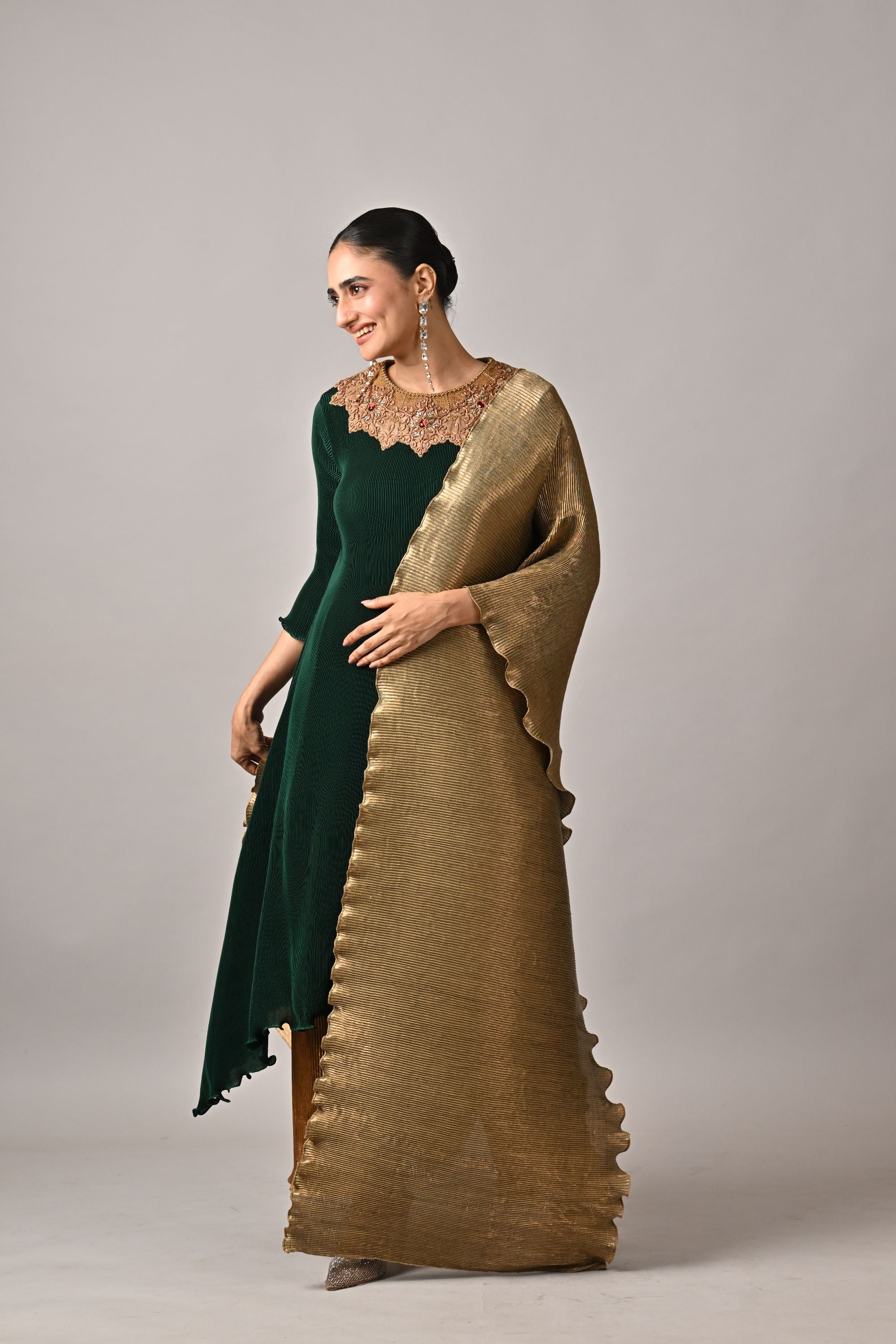 Emerald pleated pants