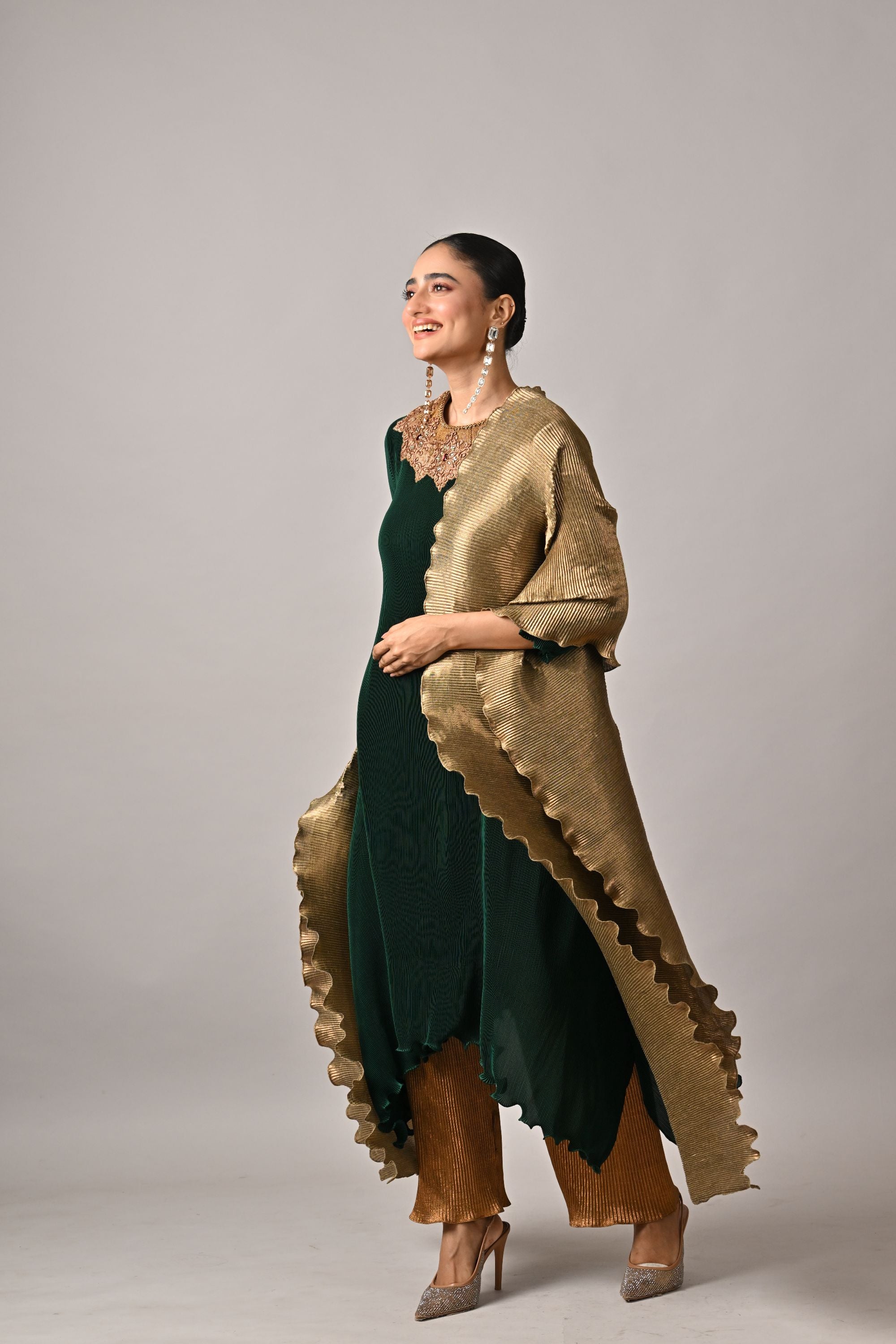 Emerald pleated pants