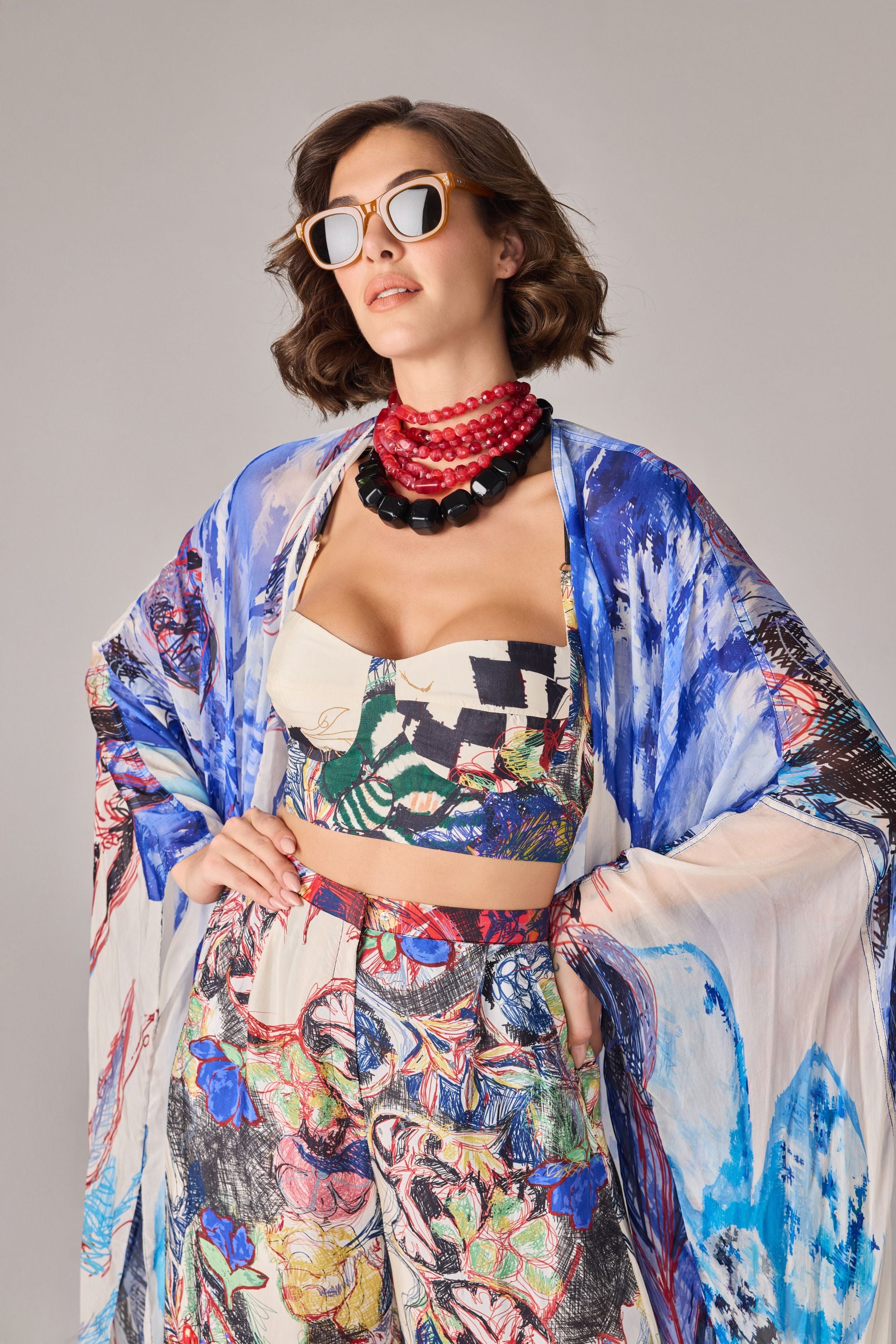 White Prime Dolly Cape