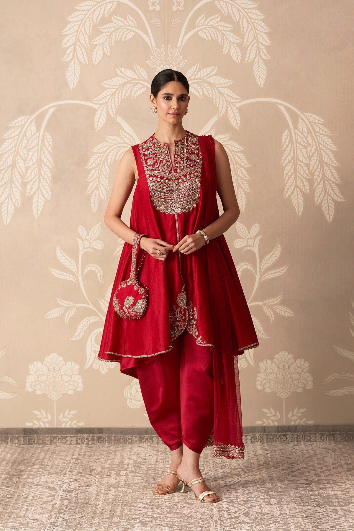Ishq Kurta
Salwar Set