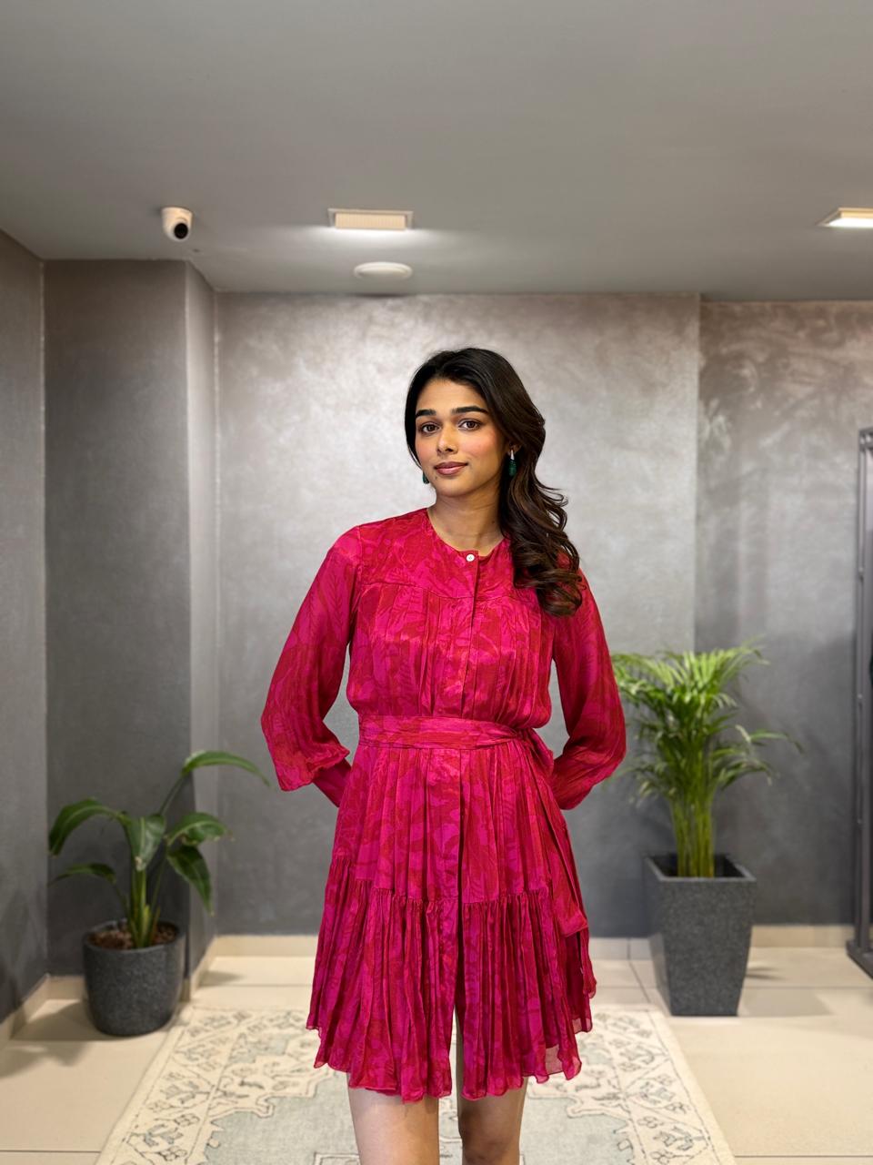 HOT PINK SHORT DRESS