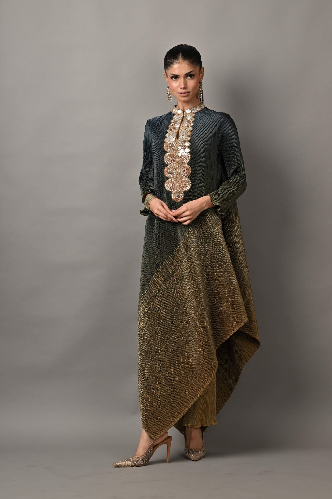 Navy into olive printed pleated drape kaftan with honeycomb magpie embroidery with sleeves