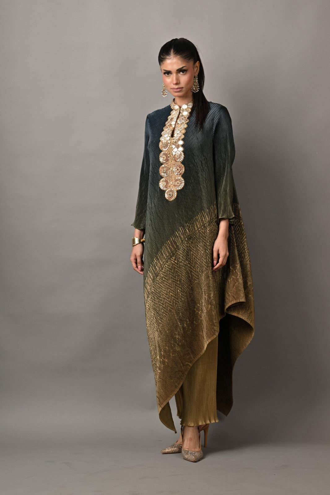 Navy into olive printed pleated drape kaftan with honeycomb magpie embroidery with sleeves