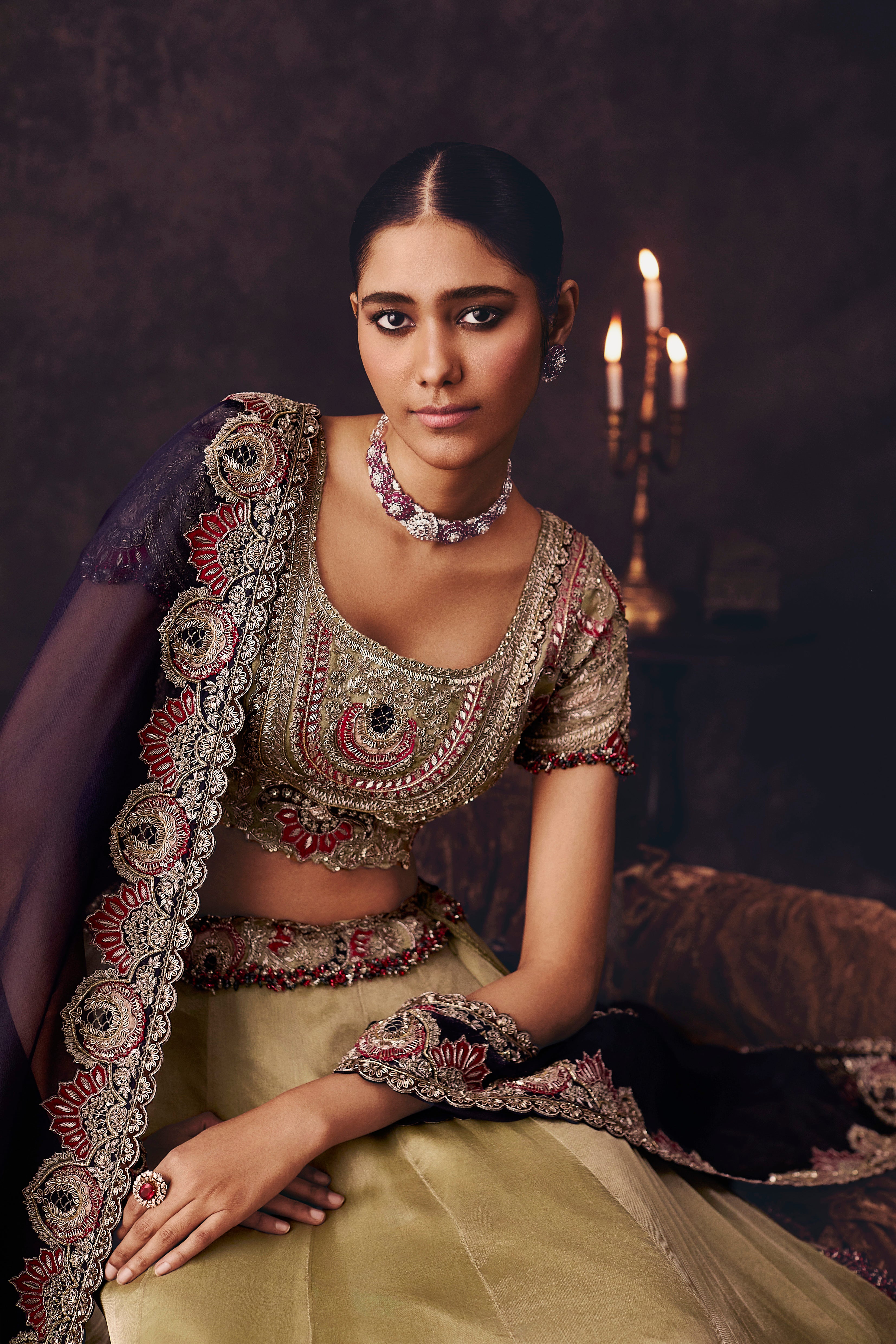 AM MAAL APPLIQUE LEHENGA
