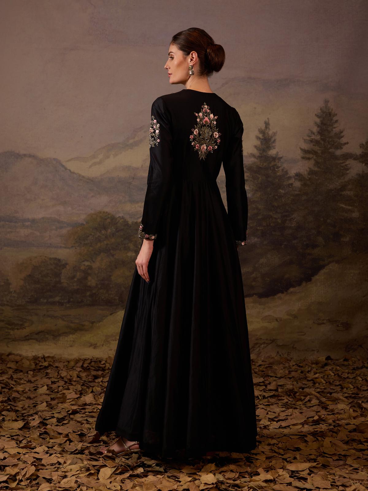 https://cdn.shopify.com/s/files/1/0088/3441/6706/files/an-elegant-black-gown-with-exquisite-floral-and-ornate-embroidery-5718398.jpg?v=1752388606