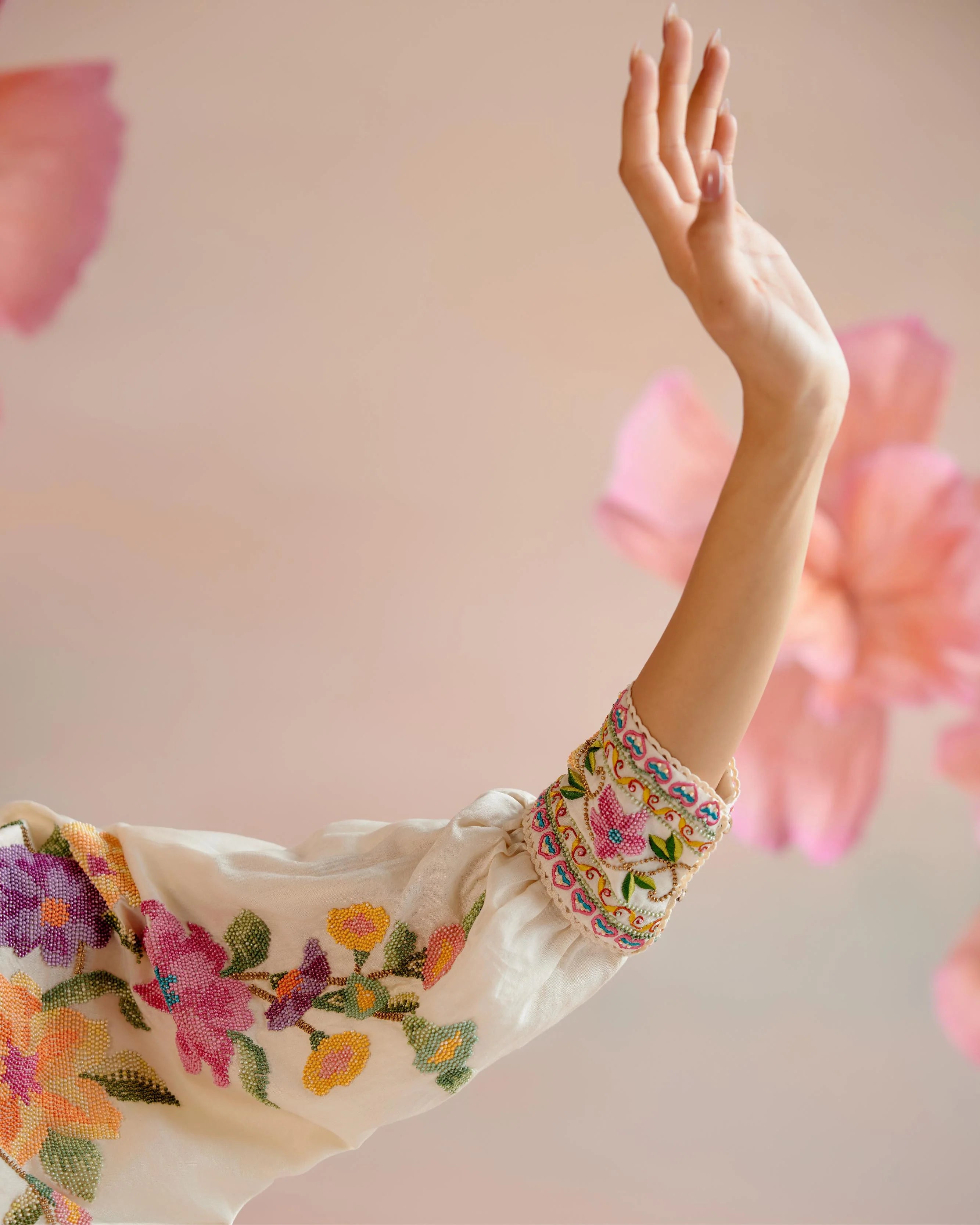 Ivory Floral Beadwork Kimono Tunic With Ivory Cutwork Pants