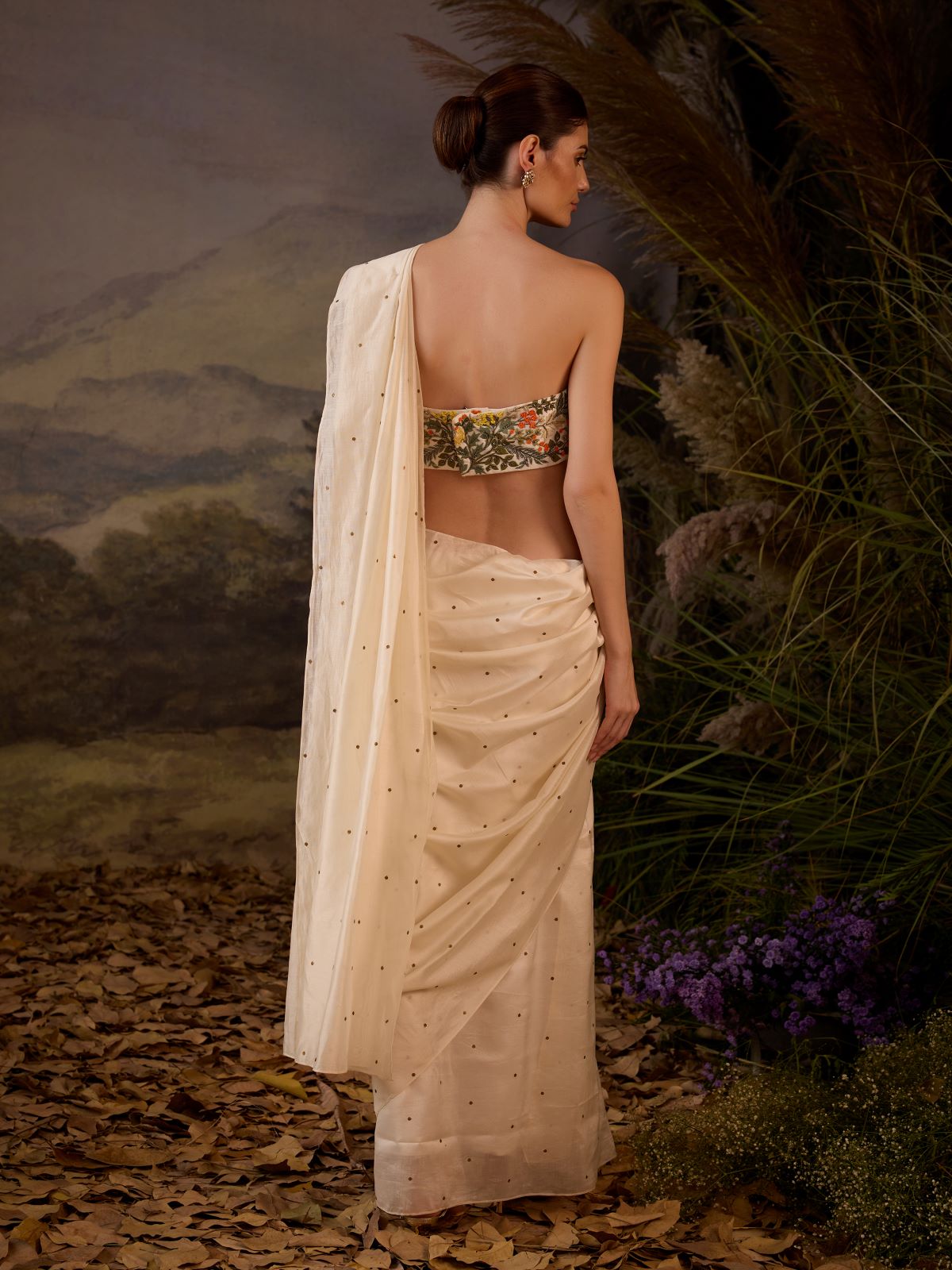https://cdn.shopify.com/s/files/1/0088/3441/6706/files/embroidered-bustier-saree-7399857.jpg?v=1752388660