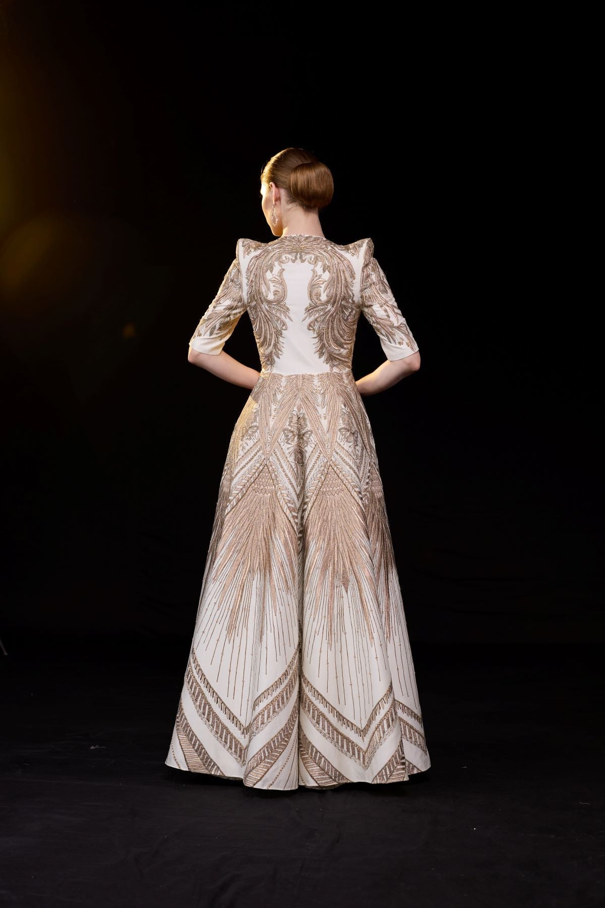 https://cdn.shopify.com/s/files/1/0088/3441/6706/files/ivory-gold-sculpted-embroidered-gown-1981252.jpg?v=1752388533