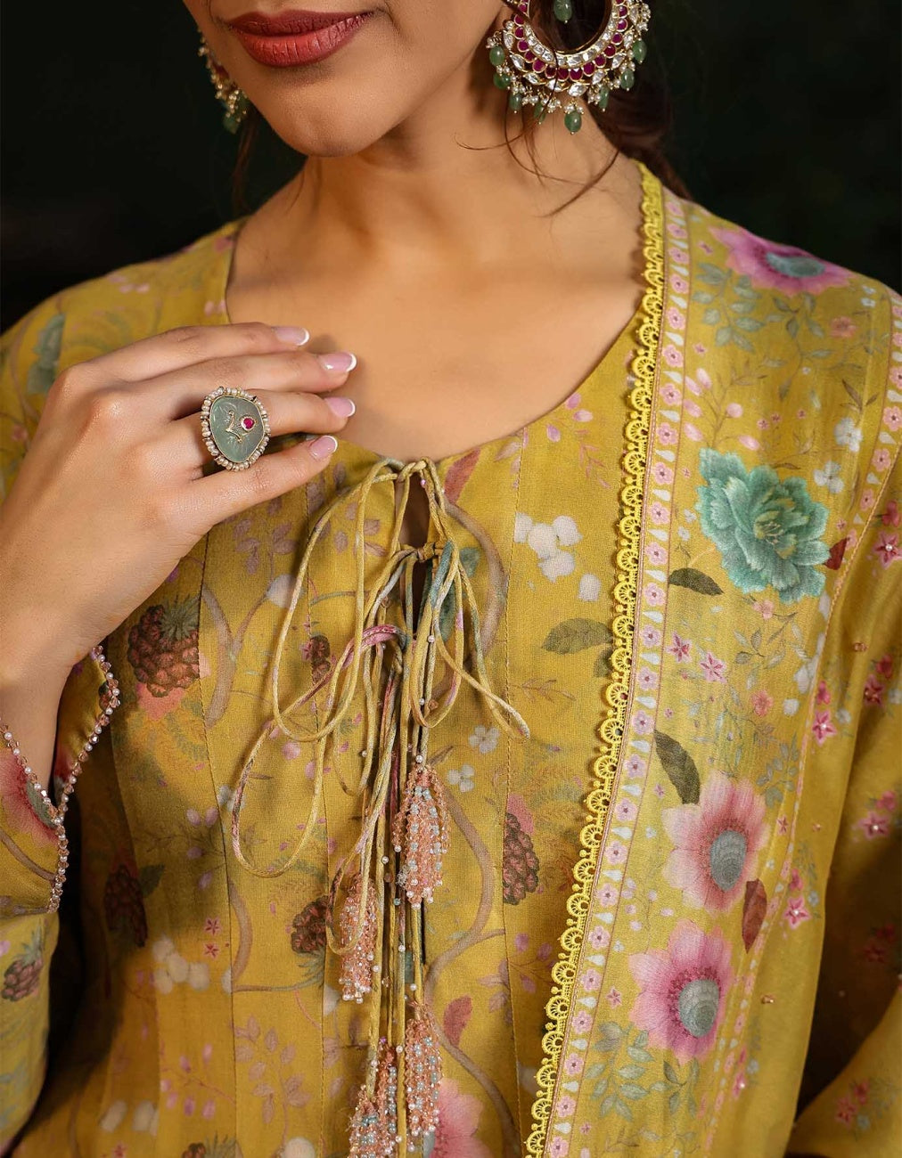 Mughal Bano Kalidar Set