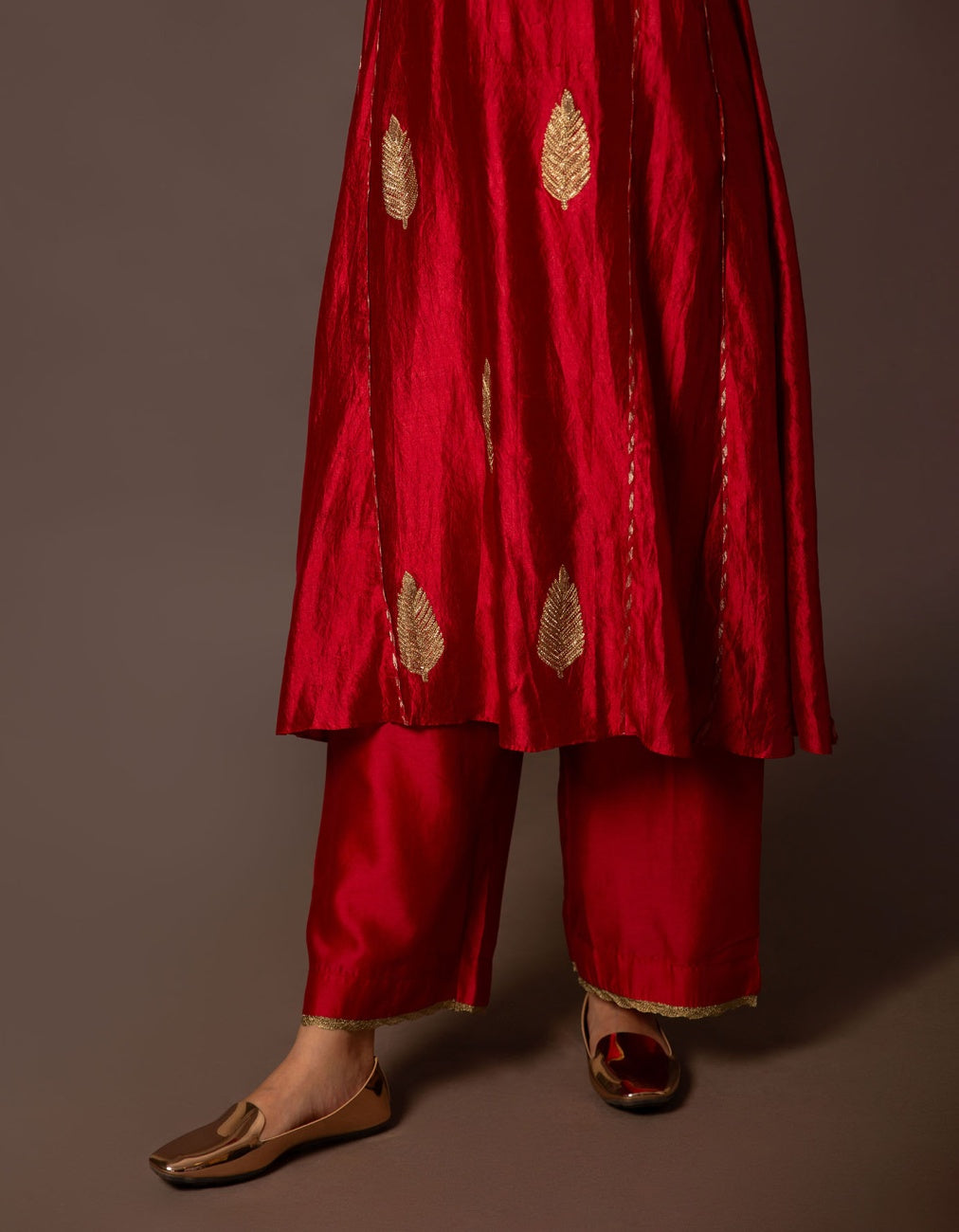 Red Pitta Leaf Red Dupion Silk Embroideried Kurta Set