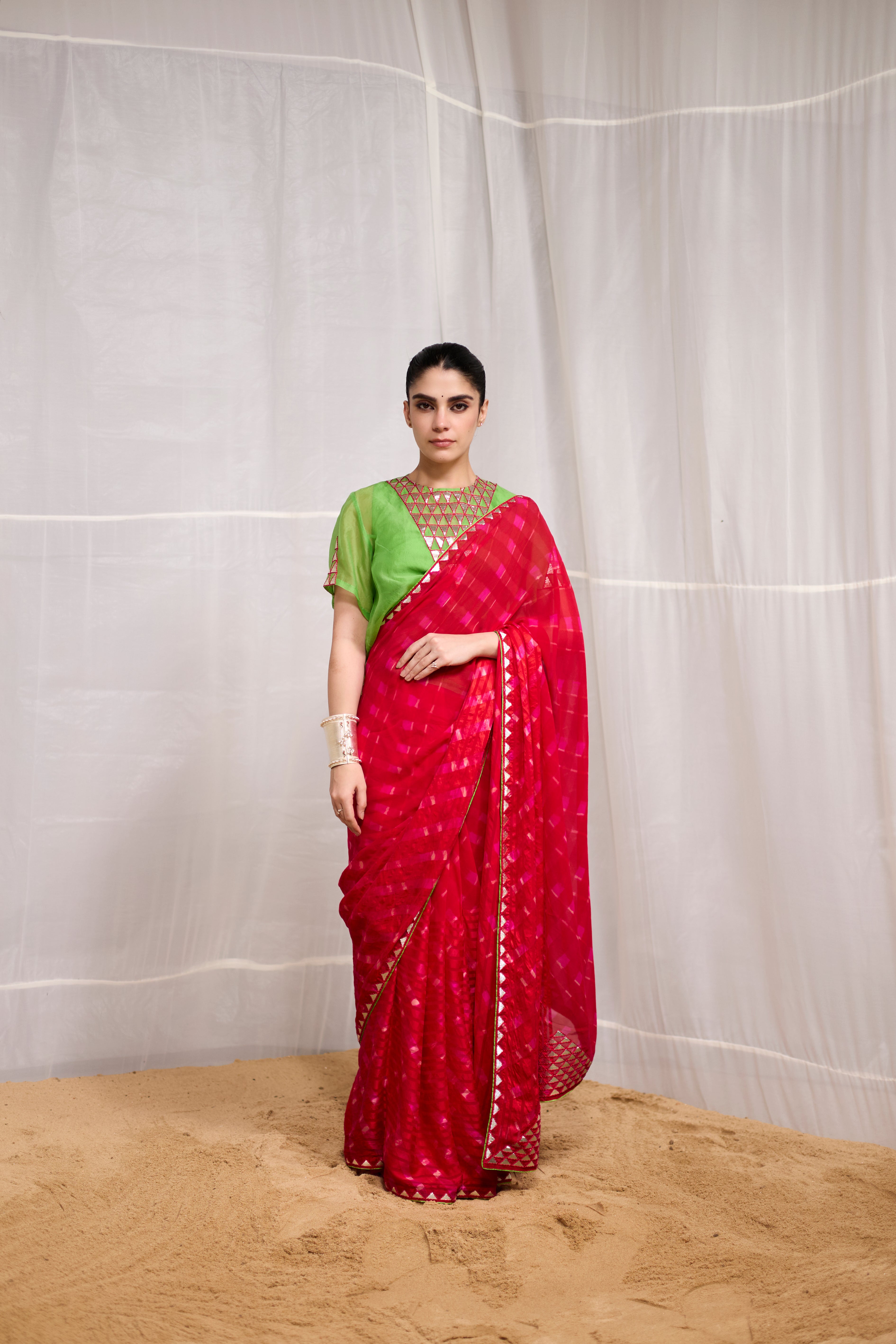 Ret saree