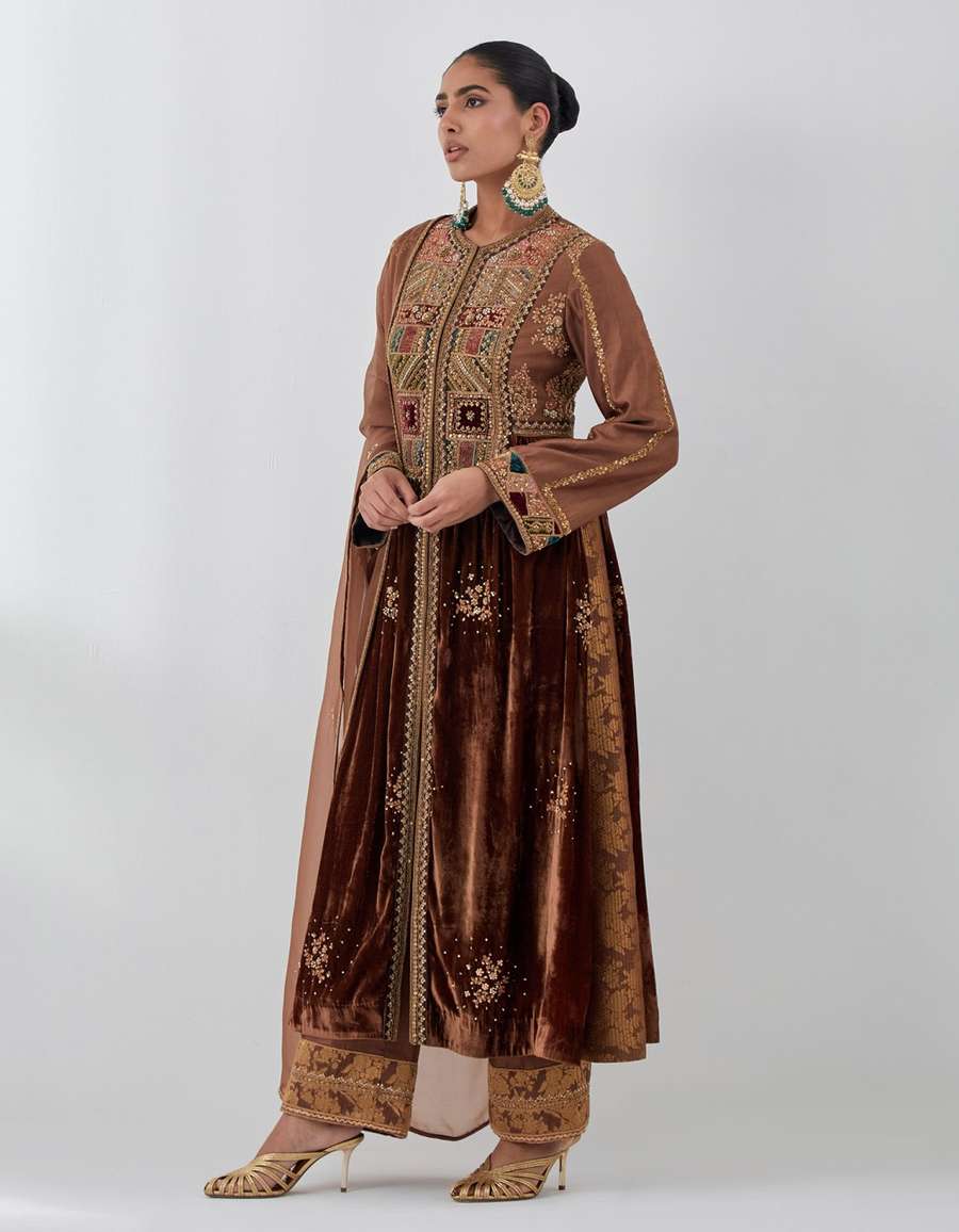 Tuscany Velvet Sq Yoke Neckline Kv Angrakha