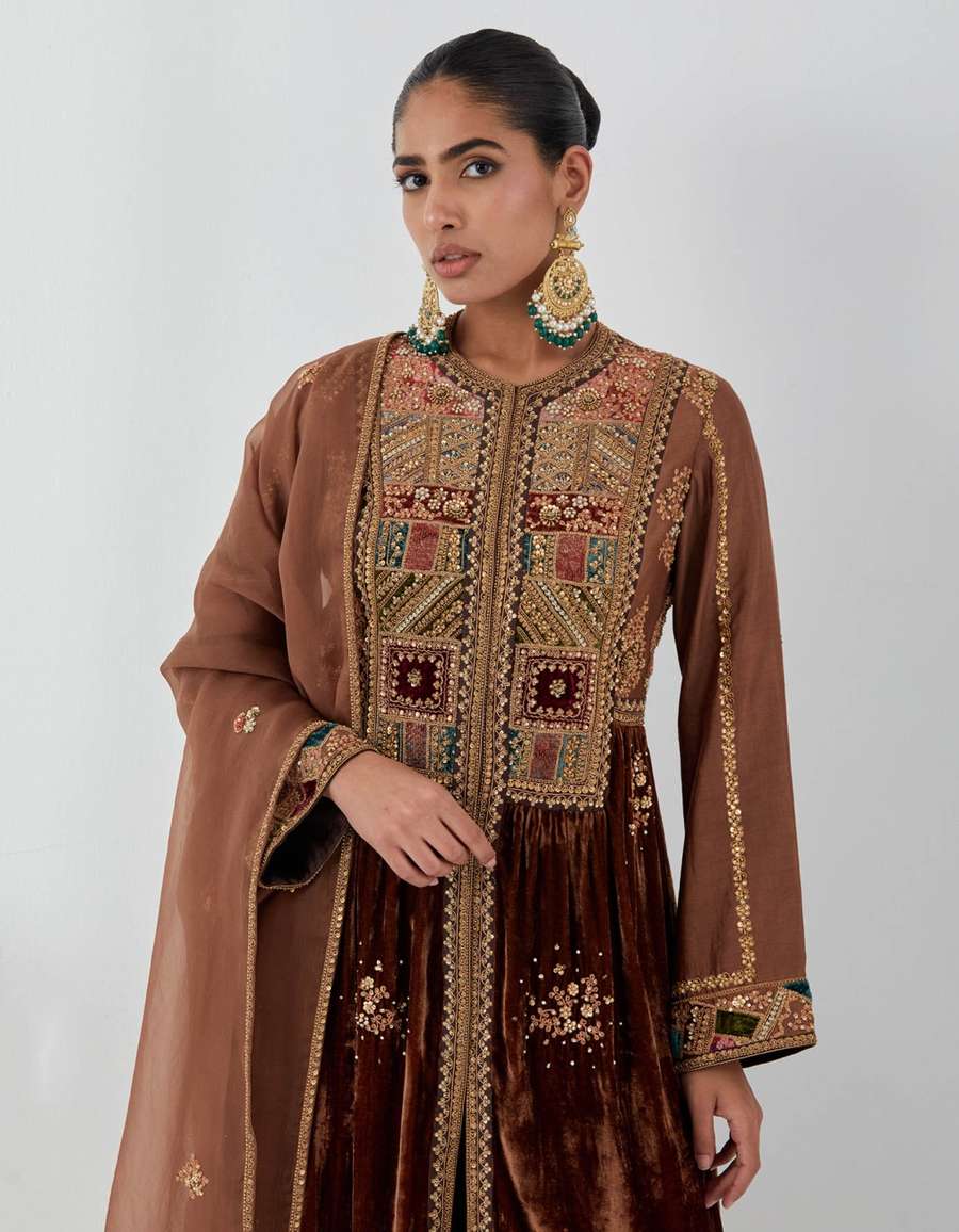 Tuscany Velvet Sq Yoke Neckline Kv Angrakha