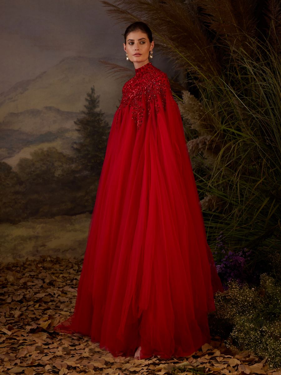 https://cdn.shopify.com/s/files/1/0088/3441/6706/files/red-kaftan-dress-with-tonal-zardozi-embroidery-7597391.jpg?v=1752388662