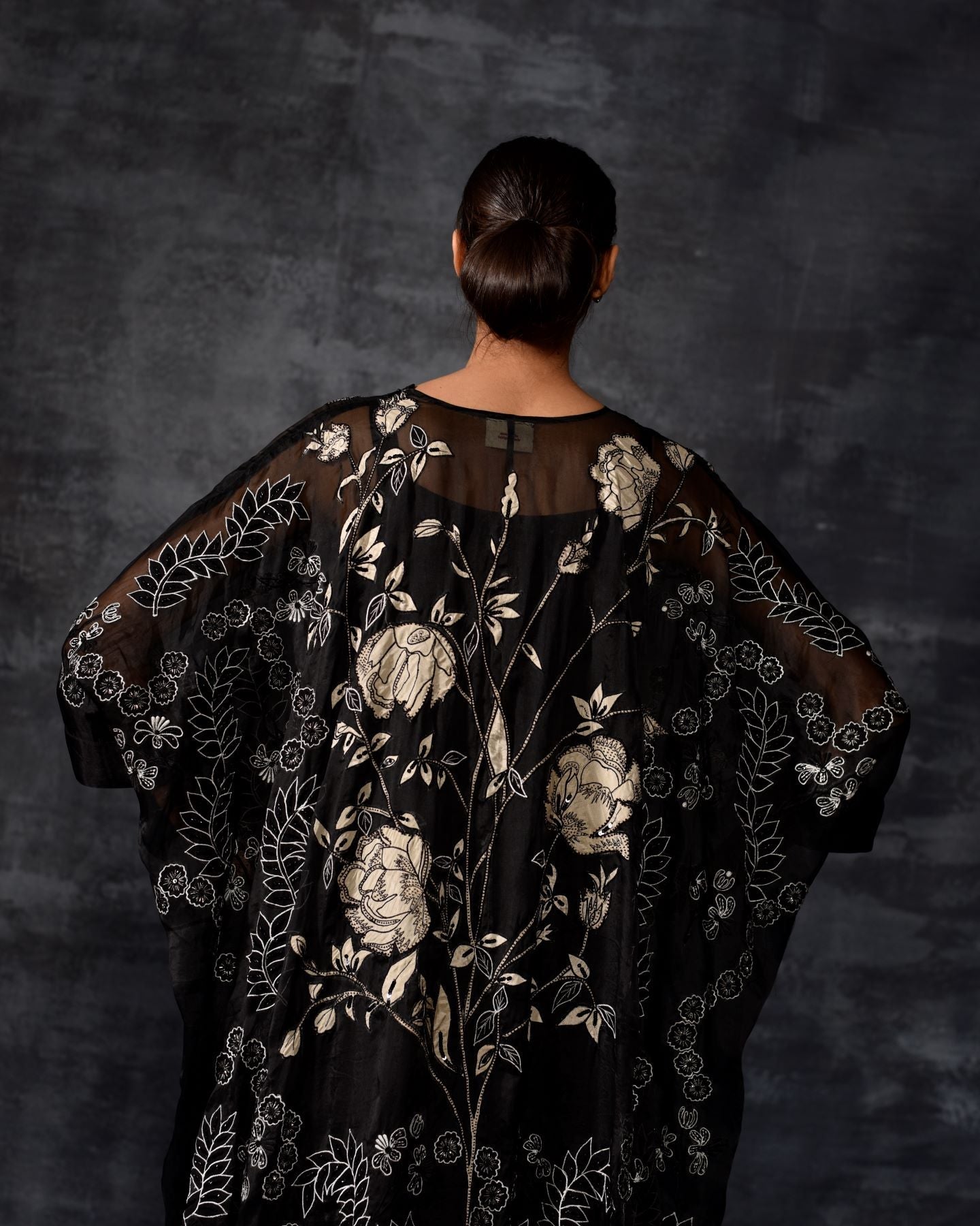 https://cdn.shopify.com/s/files/1/0088/3441/6706/files/the-moonlit-bloom-embroidered-kaftan-set-5942124.jpg?v=1752388612