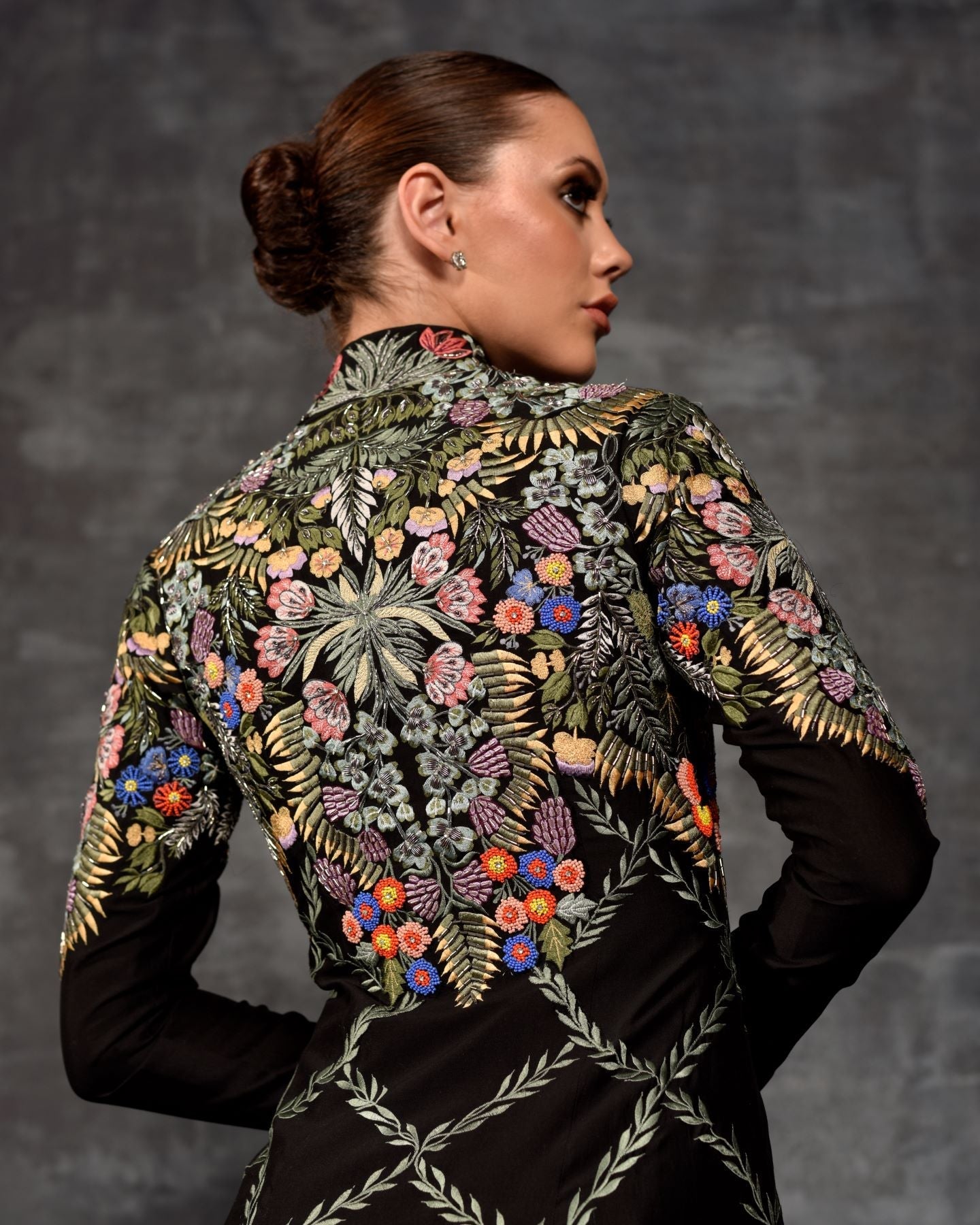 https://cdn.shopify.com/s/files/1/0088/3441/6706/files/the-multicolor-embroidered-jacket-set-2035278.jpg?v=1752388613