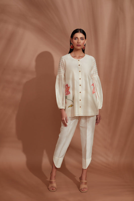 Off White Chanderi Balloon Sleeve Top With Slim Off-White Pants